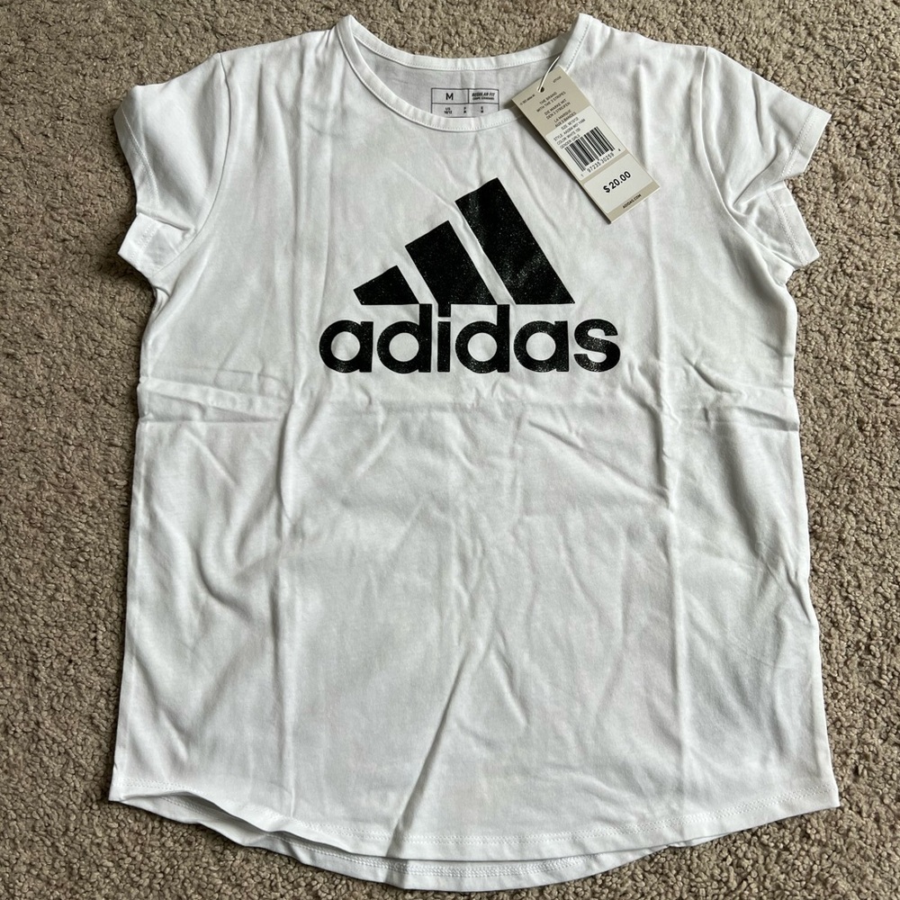 Girls Adidas graphic T-shirt